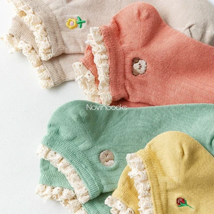 جوراب لبه گیپوری با گلدوزی میوه 1027