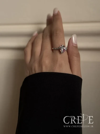 انگشتر جواهری قلب و پاپیون