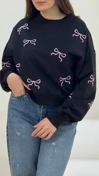 کراپ باکسی گلدوزی