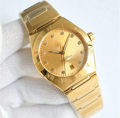 ساعت مچی عقربه ای زنانه امگا طلایی