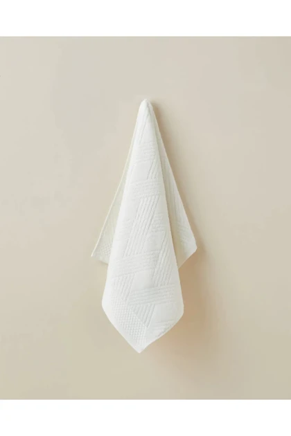 حوله صورت English Home مدل Chic Diamond پنبه