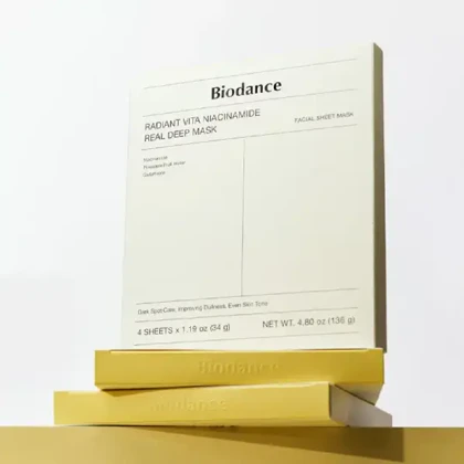 ماسک ورقه‌ای روشن‌کننده بیودنس با نیاسینامید Biodance