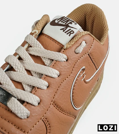 کفش کتانی بزرگ پا قهوه ای NIKE AIR FORCE مدل 7650