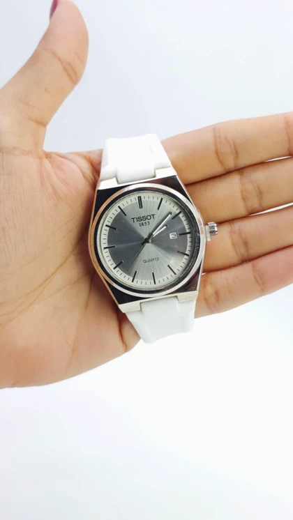 ساعت مچی مردانه تیسوت Tissot 5782 با موتور کوارتز و بند سیلیکونی