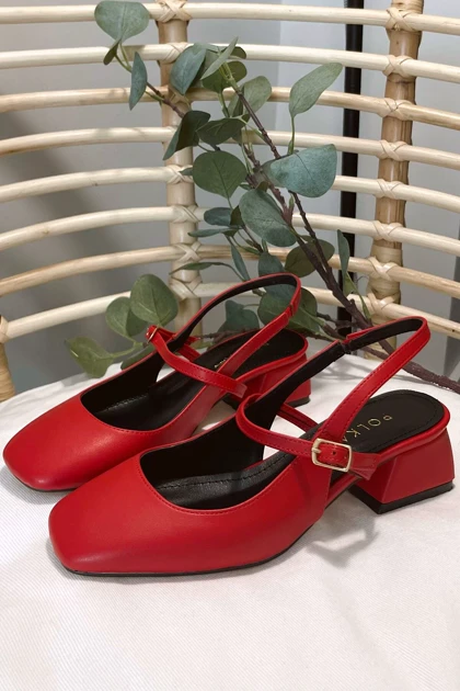 کفش پاشنه‌بلند کلاسیک زنانه polka-store polka-store