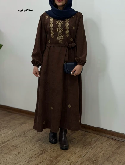 پیراهن مانتویی گلدوزی شیوا