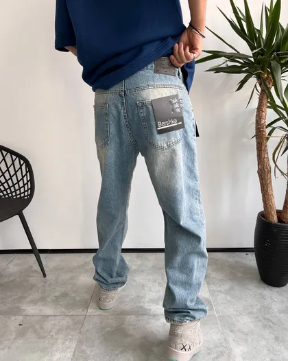 شلوار نیم بگ آبی یخی زاپ‌دار BERSHKA