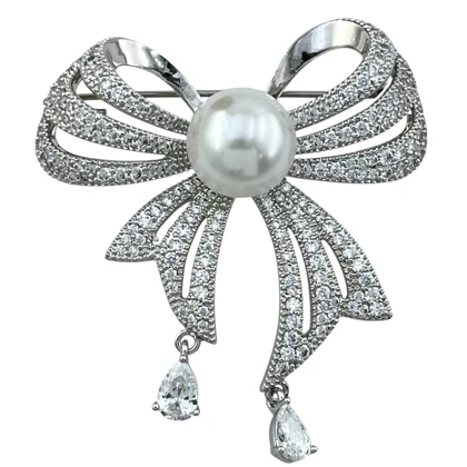 سنجاق سینه زنانه ژوپینگ مدل لوسیتا پرل طرح پاپیون نگین‌دار با مروارید و آویز اشکی