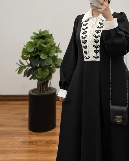 پیراهن مانتویی گلدوزی نارین