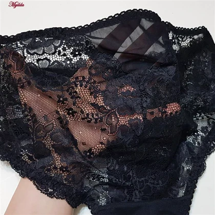 ست شورت و سوتین زنانه پانیذ مشکی مدل بدون فنر گیپوری 9016