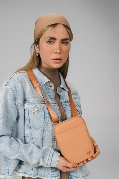 کیف دوشی زنانه دیوید جونز مدل David Jones CM7399