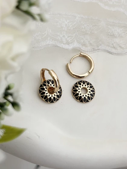گوشواره حلقه‌ای میناکاری مشکی طلایی ژویپنگ