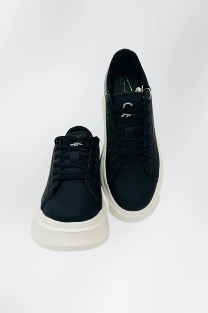 کفش پیاده روی زنانه benetton