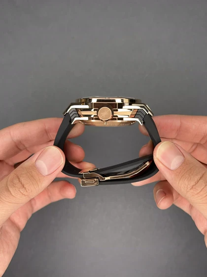 ساعت مچی اوبلو صفحه کهکشانی بند مشکی قاب رزگلد Hublot Big Bang Unico Sang Bleu ii King Rose Gold