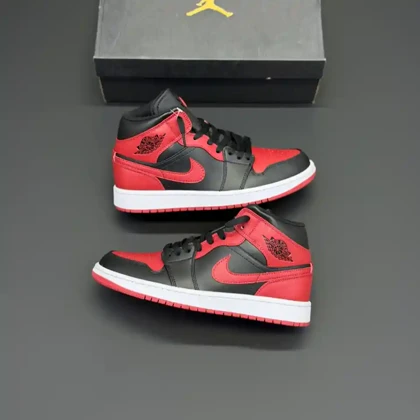 کفش نایک ایر جردن وان ساق‌دار مید بند برد 2020 مشکی قرمز Nike Air Jordan 1 Mid Bred 2020 Black Red