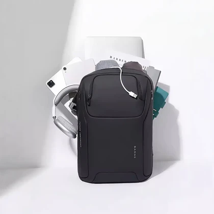 کوله پشتی لپتاپ Bange مدل BG-7802 با پورت USB