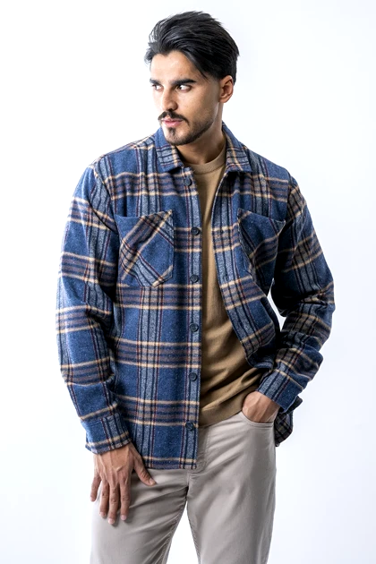 پیراهن آستین بلند پشمی جیب‌دار مردانه