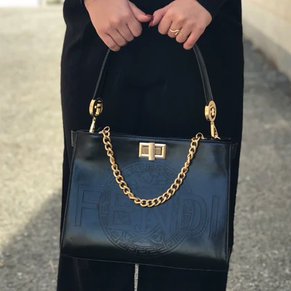 کیف زنانه Fendi (فندی) وارداتی بزرگ کد 980