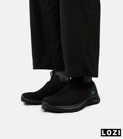 کفش کتانی طبی ورزشی مشکی SKECHERS GoWalk 5 V2