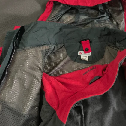 SIZE M-L کاپشن دوپوش گورتکس حرفه ای استوک اورجینال از برند معتبر کچوا فرانسه