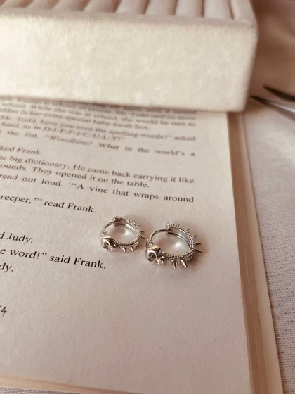 پیرسینگ گوش مار خاردار