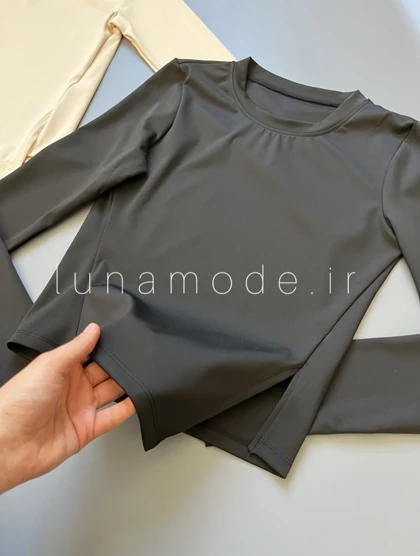 تیشرت آستین بلند بغل برش‌دار زنانه