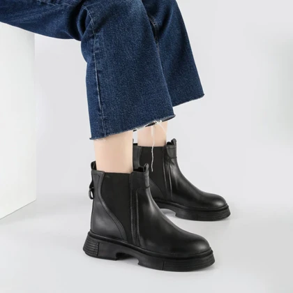 بوت و نیم بوت زنانه و دخترانه مدل دو بر کش رنگ مشکی کد M667