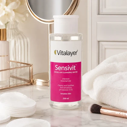 میسلار واتر ویتالیر مدل Sensivit مناسب پوست حساس حجم 250 میلی لیتر