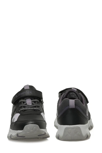 کفش های طبیعت گردی بچگانه کینتیکس kinetix