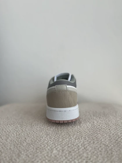 جردن 1 ساق کوتاه هلویی