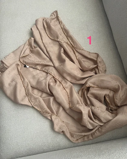 Shawl 0195