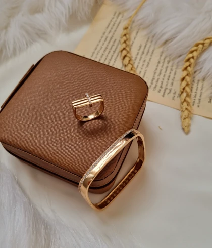 بنگل مربعی ژوپینگ D8