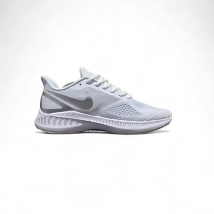 کتانی رانینگ نایک گاید 10 سفید