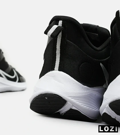 کفش کتانی مردانه مشکی سفید NIKE AIR zoomx