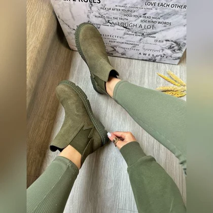 نیم‌بوت دوکش برگی _ 1298