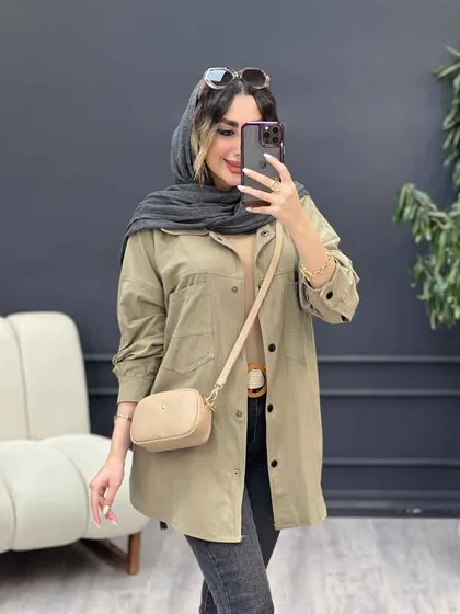 مانتو پشت دکمه دو جیب