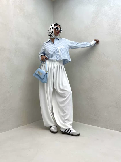 شومیز نیم‌تنه