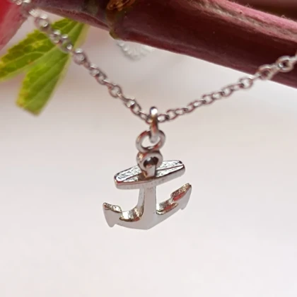 گردنبند لنگر