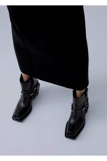 بوت و نیم بوت زنانه اورجینال منگو mango