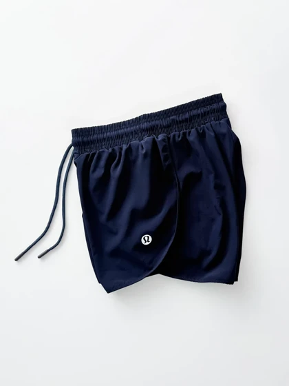 شورتک ورزشی زنانه آیرو کشاله ران دار بغل جیب لولولمن lululemon