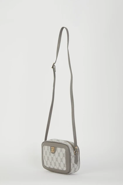 کیف دوشی زنانه اورجینال pierre-cardin pierre-cardin