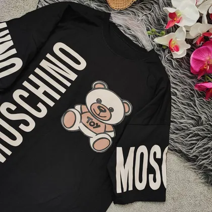 تیشرت لش موچینو