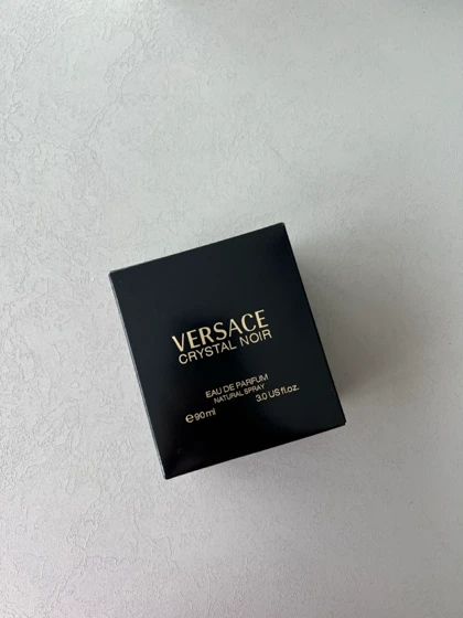 عطر زنانه کریستال نویر ورساچه Versace Crystal Noir