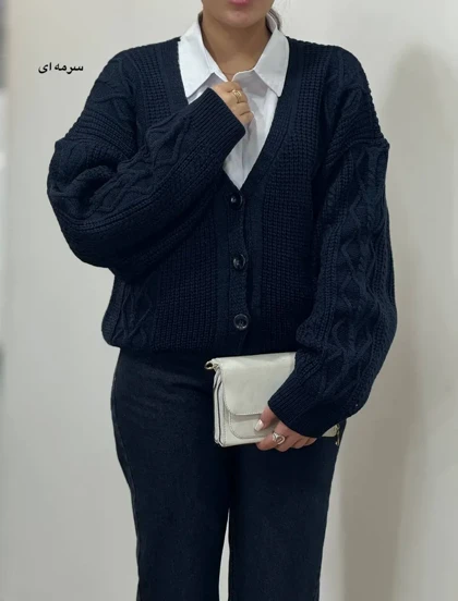 بافت جلو دکمه آرزو