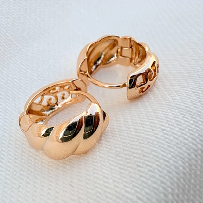 گوشواره حلقه‌ای بافت پیچی ژوپینگ