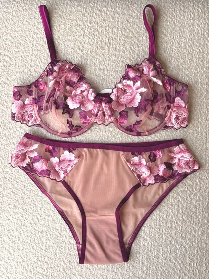 ست شورت و سوتین گیپور کد 889