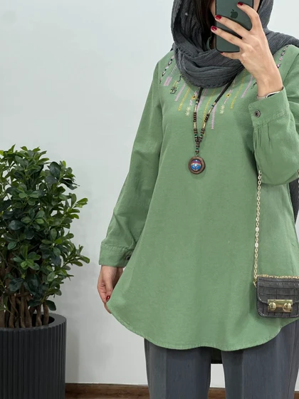 مانتو جلو گلدوزی رعنا 1(ایراد دار)