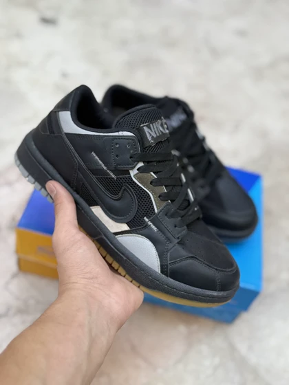 کتانی مردانه جردن اس بی مشکی