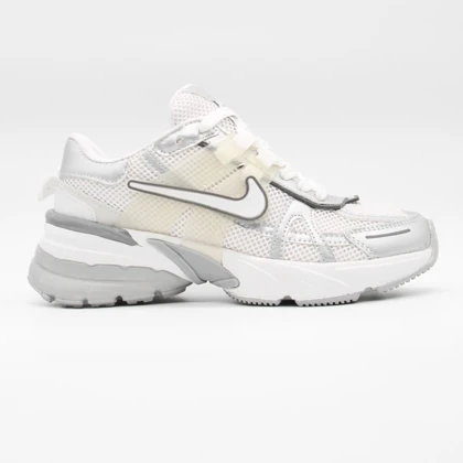 کتانی نایک V2K سفید نقره ای کد 6195