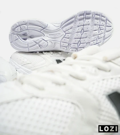 کفش کتانی مردانه و زنانه سفید NEW BALANCE 530
